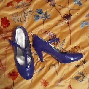 Gabriella Rocha Shelby pumps